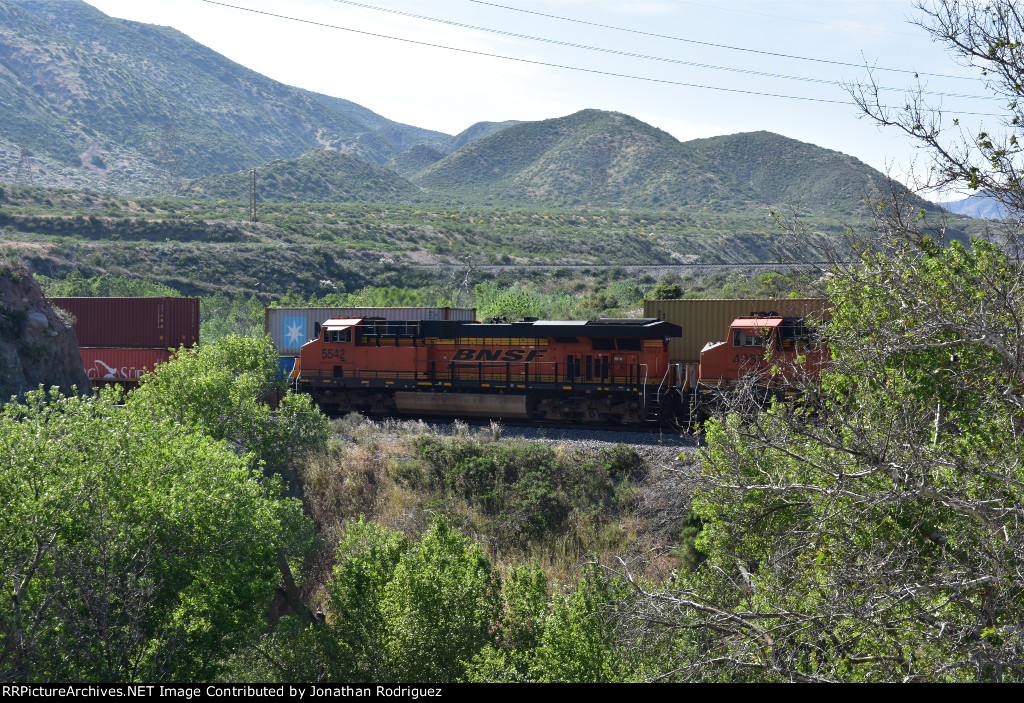 BNSF 5542